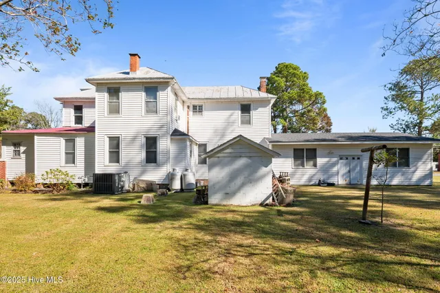 $210,000 | 201 6th Street, Creswell, NC 27928