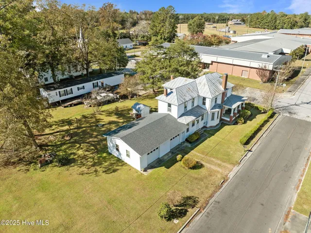 $210,000 | 201 6th Street, Creswell, NC 27928