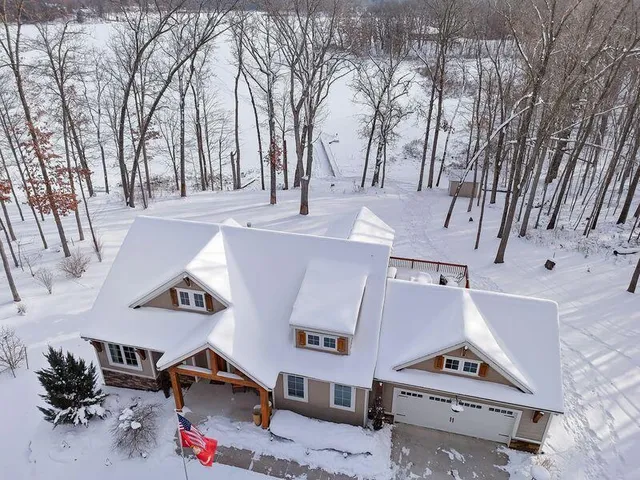 $759,900 | 8006 South Potawatomi Court, Newaygo, MI 49337