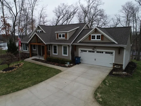 $759,900 | 8006 South Potawatomi Court, Newaygo, MI 49337