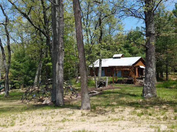 $759,900 | 8006 South Potawatomi Court, Newaygo, MI 49337