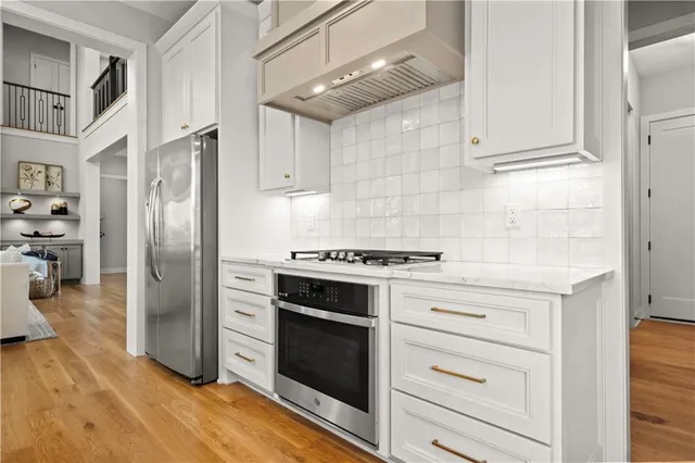 $1,925,000 | 11705 West 170th Street, Overland Park, KS 66221