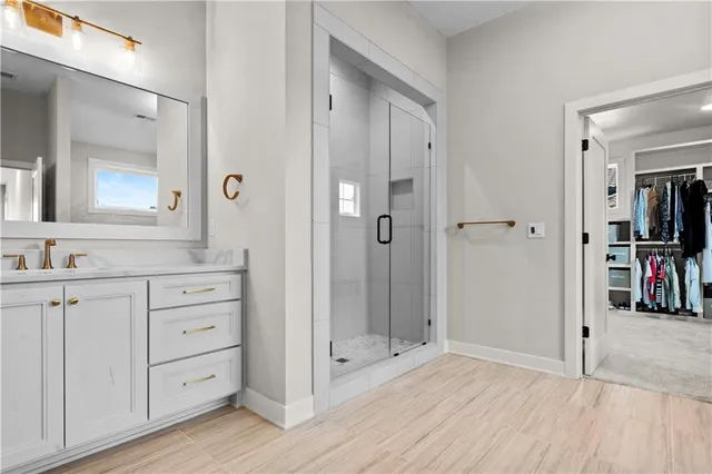 $1,925,000 | 11705 West 170th Street, Overland Park, KS 66221