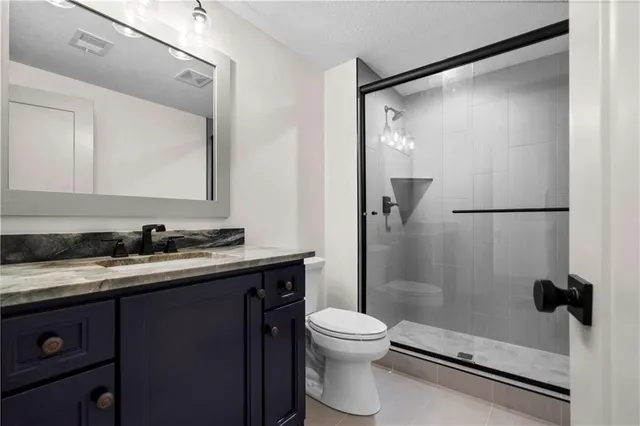 $1,925,000 | 11705 West 170th Street, Overland Park, KS 66221