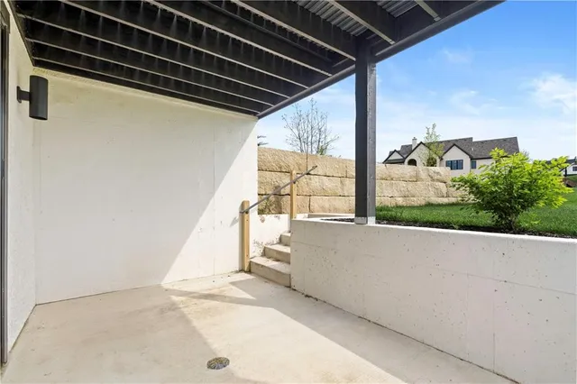 $1,925,000 | 11705 West 170th Street, Overland Park, KS 66221