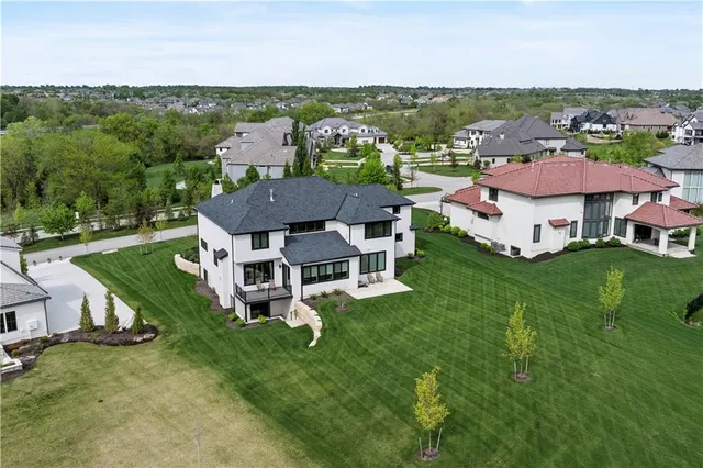 $1,925,000 | 11705 West 170th Street, Overland Park, KS 66221