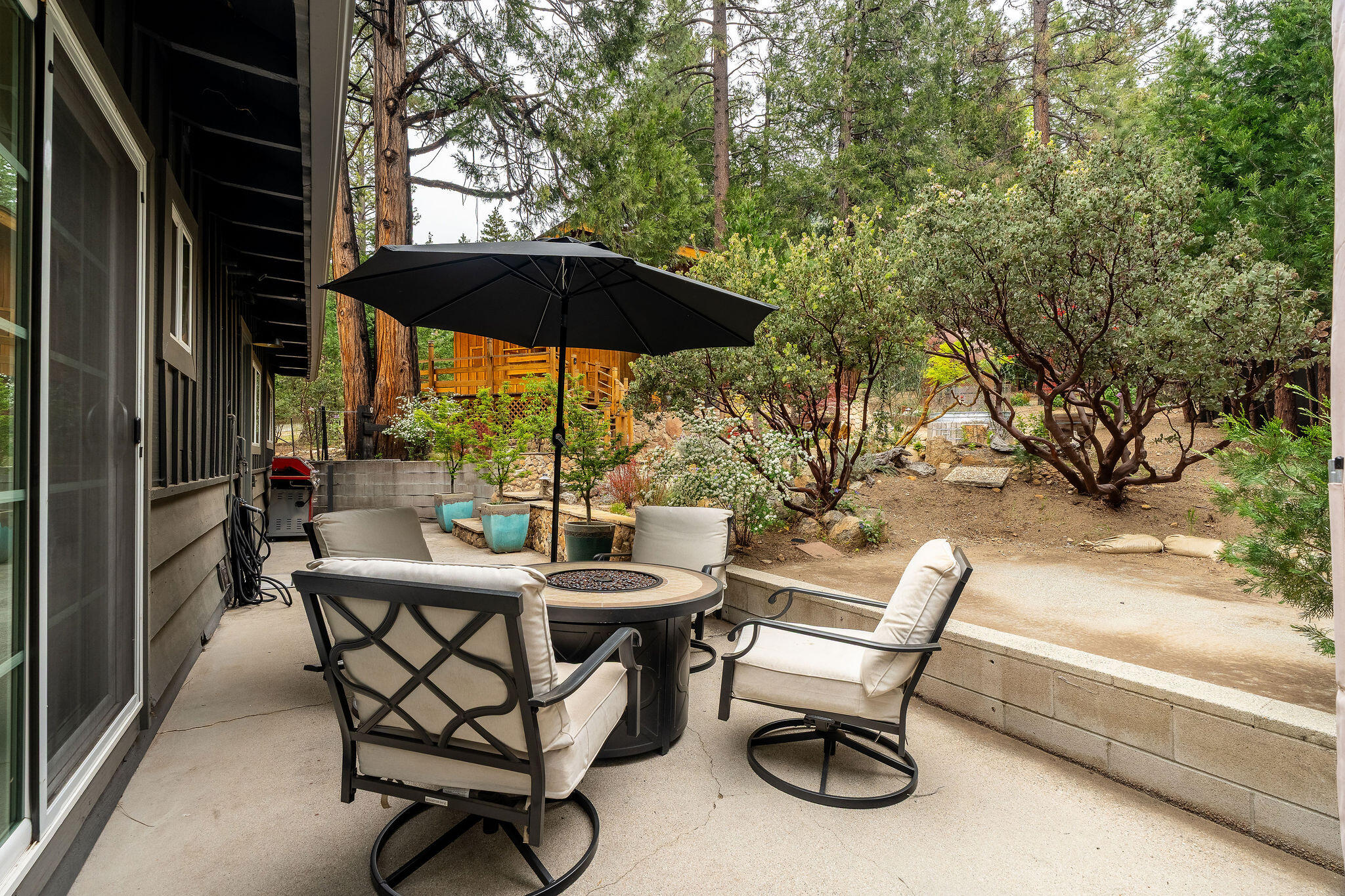 25106 Rim Rock Road Idyllwild, CA 92549 - Photo 33 of 71 25106RimRockRd-31