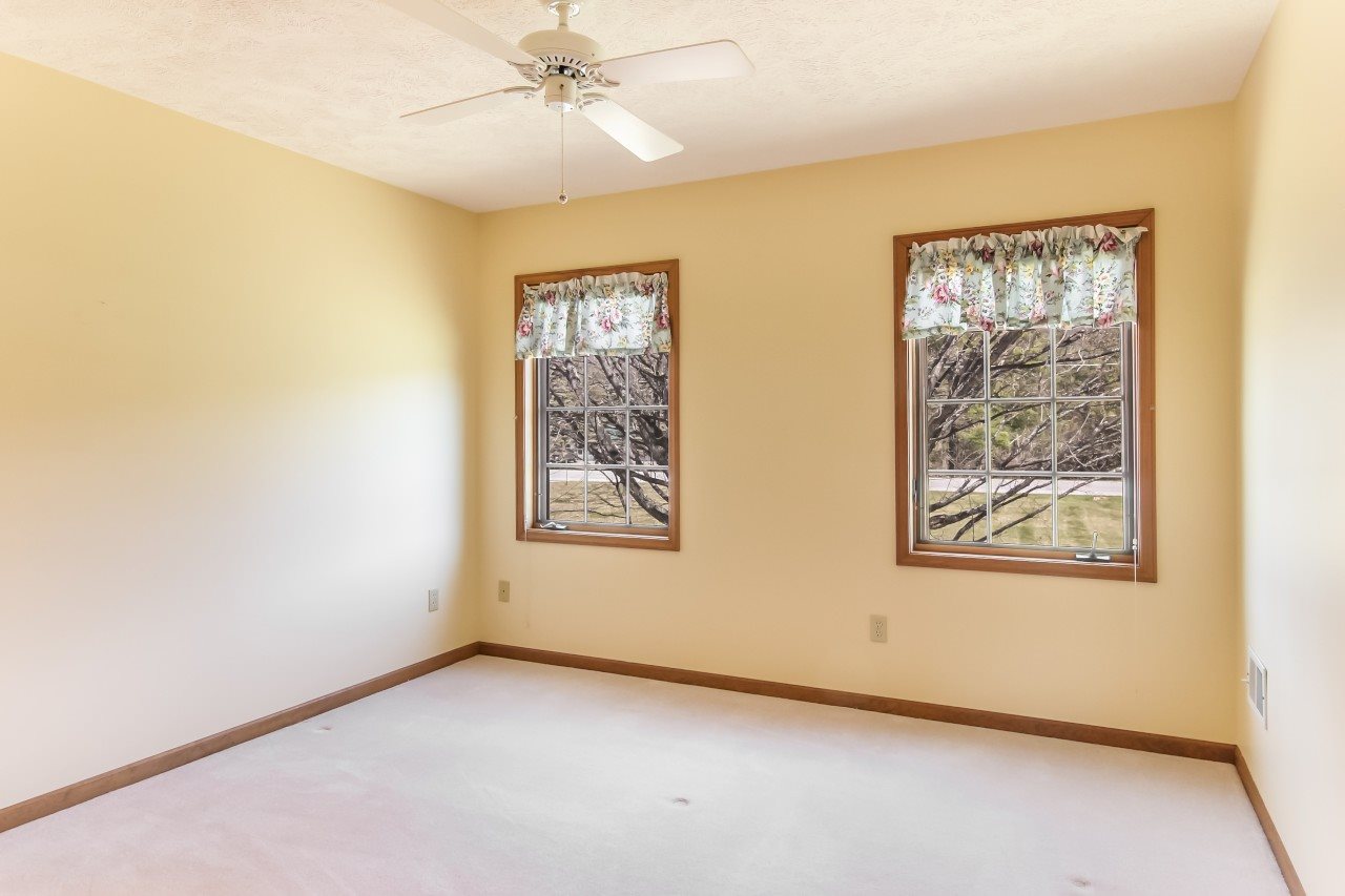 7100 South Dunns Farm Road Maple City, MI 49664 - Photo 40 of 51 1859985-39.JPG
