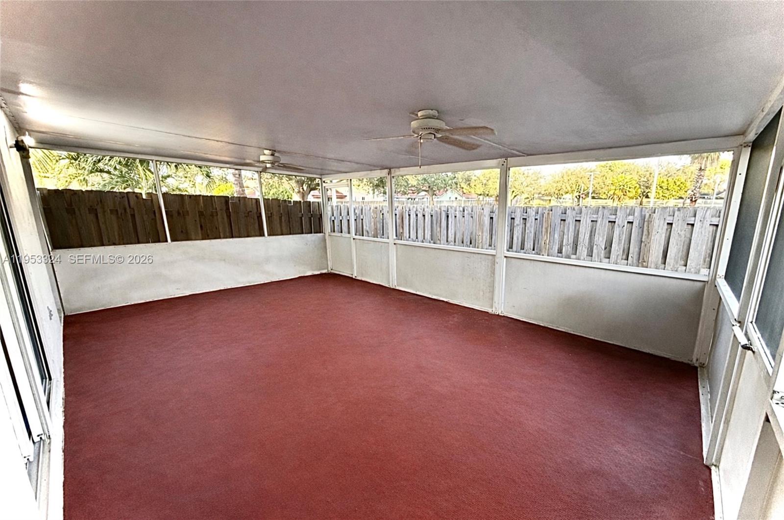 8265 Northwest 186th Street, Unit 906 Hialeah, FL 33015 - Photo 27 of 30