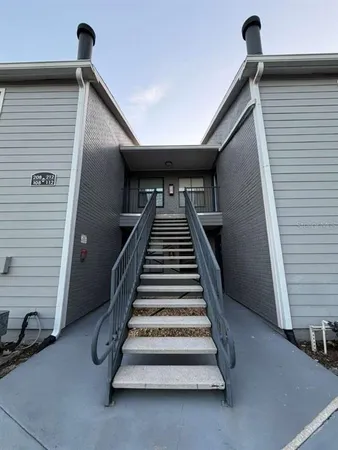 $207,000 | 3708 Idlebrook Circle, Unit 212, Casselberry, FL 32707