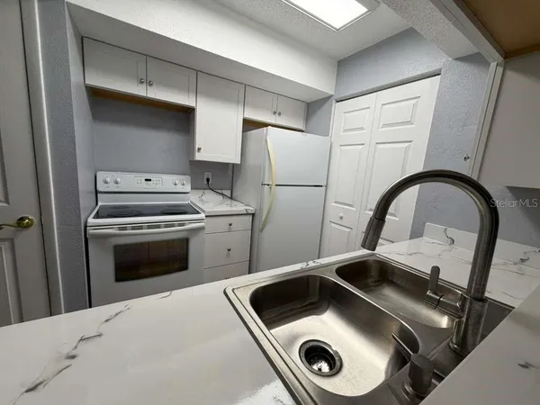 $207,000 | 3708 Idlebrook Circle, Unit 212, Casselberry, FL 32707