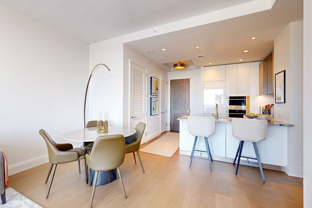240 Devonshire Street, Unit U4007 Boston, MA 02110 - Photo 3 of 37