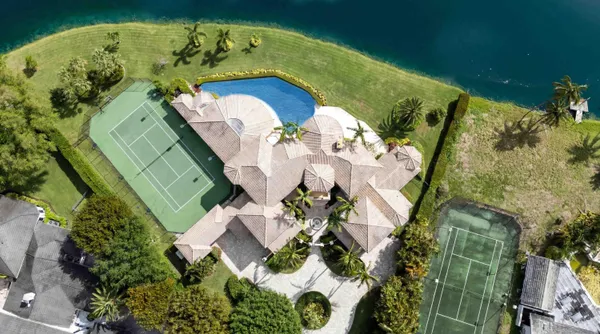 $6,750,000 | 18118 Daybreak Drive, Boca Raton, FL 33496