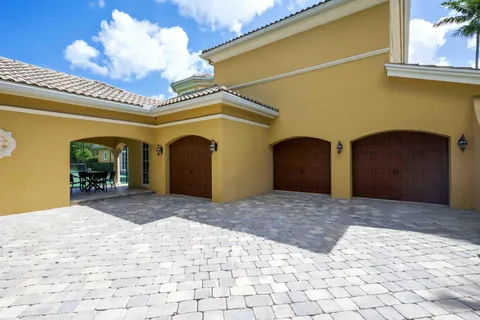 $6,750,000 | 18118 Daybreak Drive, Boca Raton, FL 33496