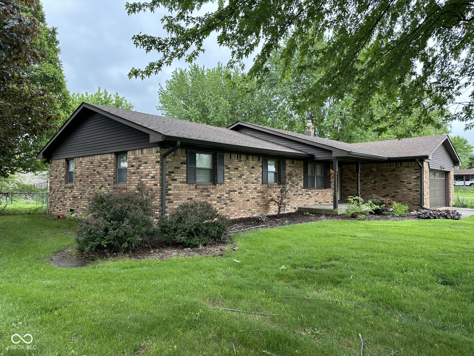 2431 Fisher Road Indianapolis, IN 46239 - Photo 3 of 36 Gallery Image 3