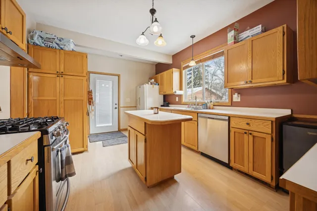 $199,900 | 800 McKinley Place South, St. Cloud, MN 56301