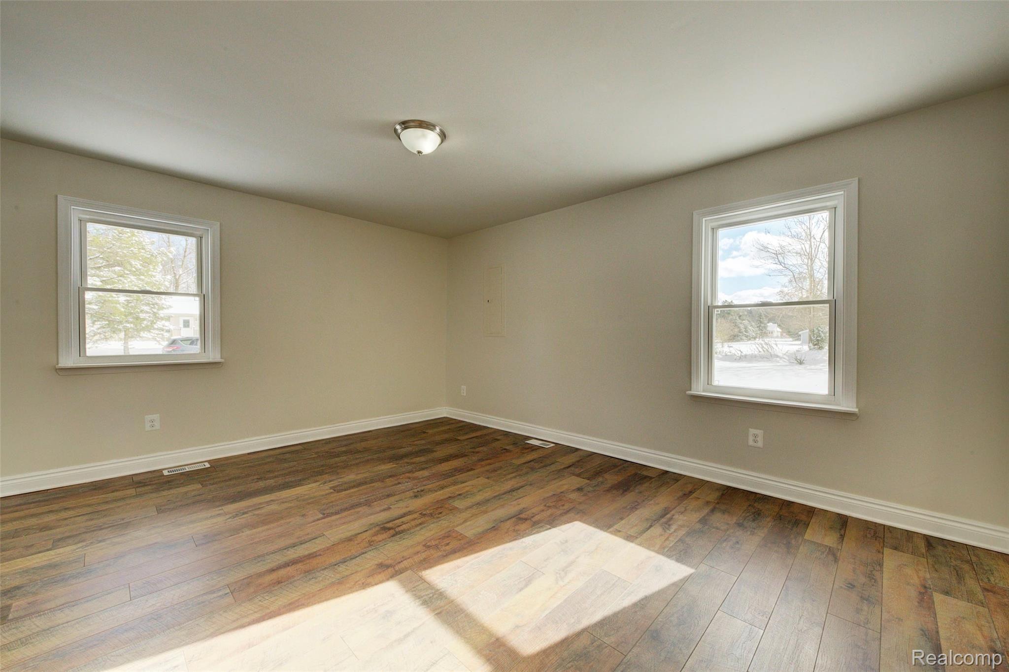 40054 Willis Road Belleville, MI 48111 - Photo 20 of 47 930A2934_5_6.jpg