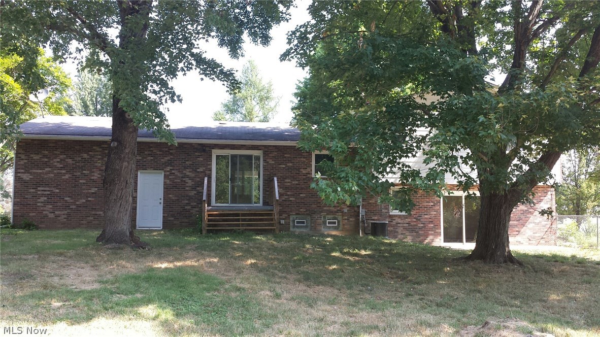 2620 Killian Road Uniontown, OH 44685 - Photo 4 of 25 Gallery Image 4