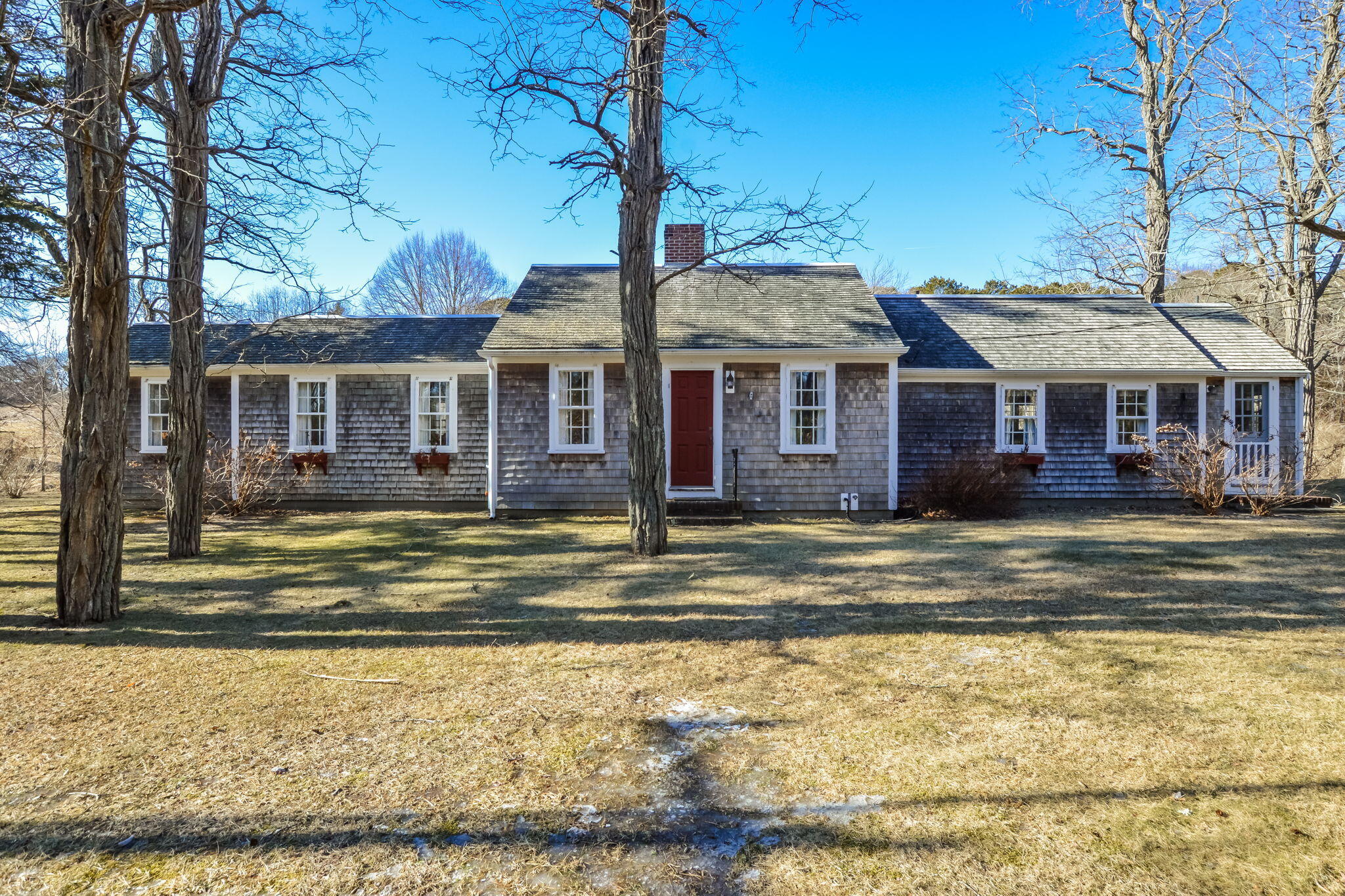18 Quaker Road East Sandwich, MA 02537 - Photo 1 of 50 Front