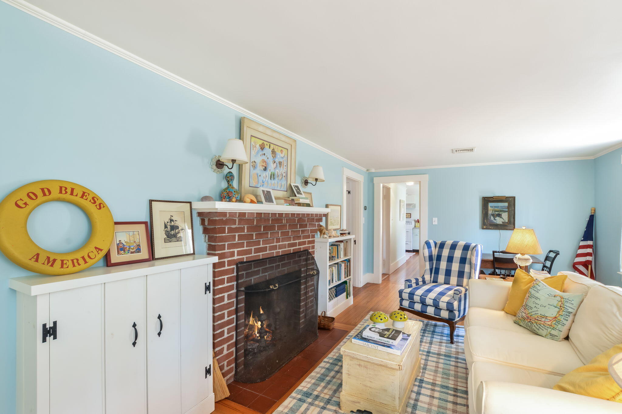18 Quaker Road East Sandwich, MA 02537 - Photo 19 of 50 Living Room