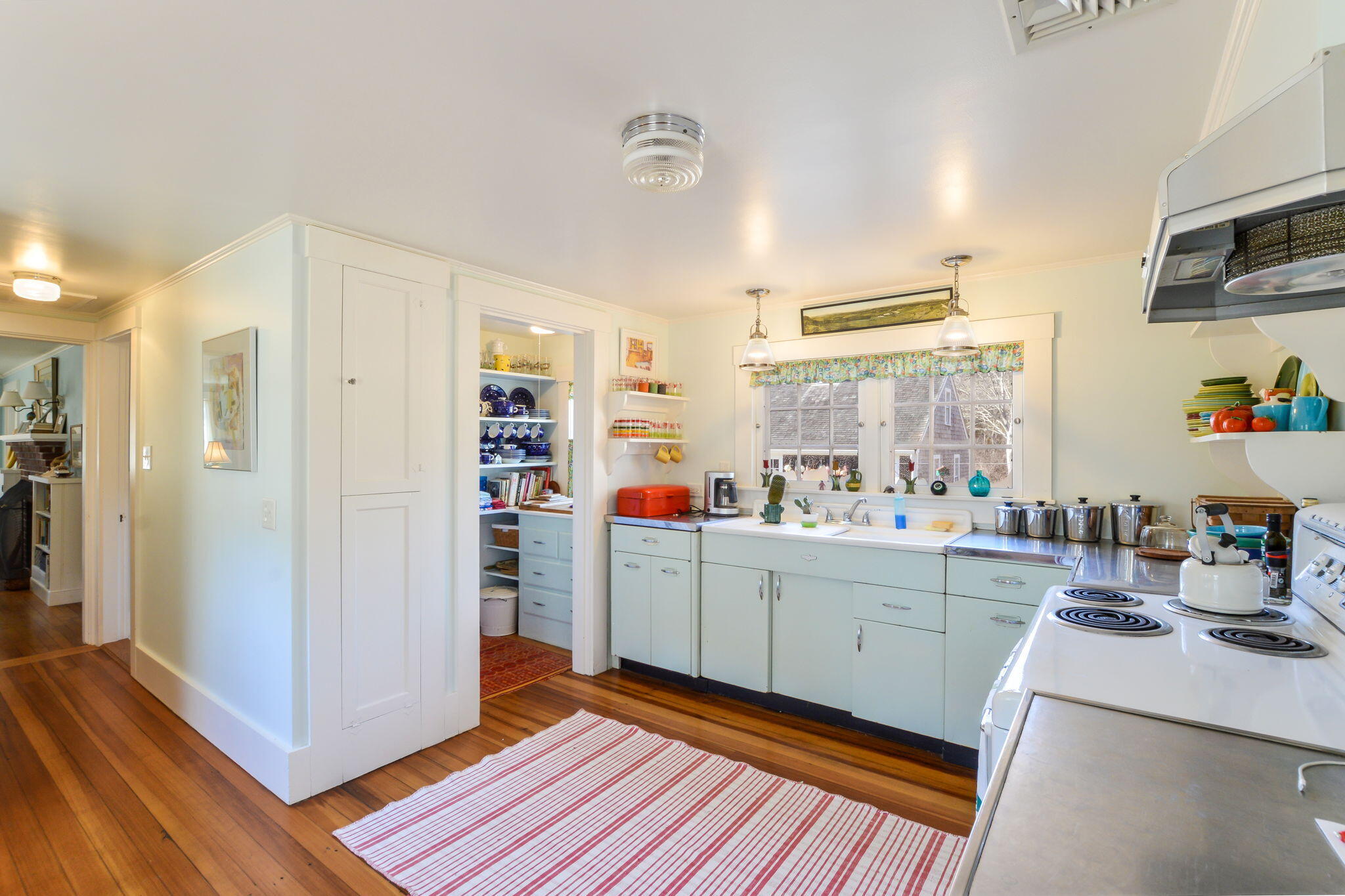 18 Quaker Road East Sandwich, MA 02537 - Photo 27 of 50 Kitchen