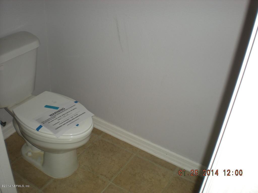 10515 Autumn Trace Road Jacksonville, FL 32257 - Photo 7 of 12 1/2 Bathroom