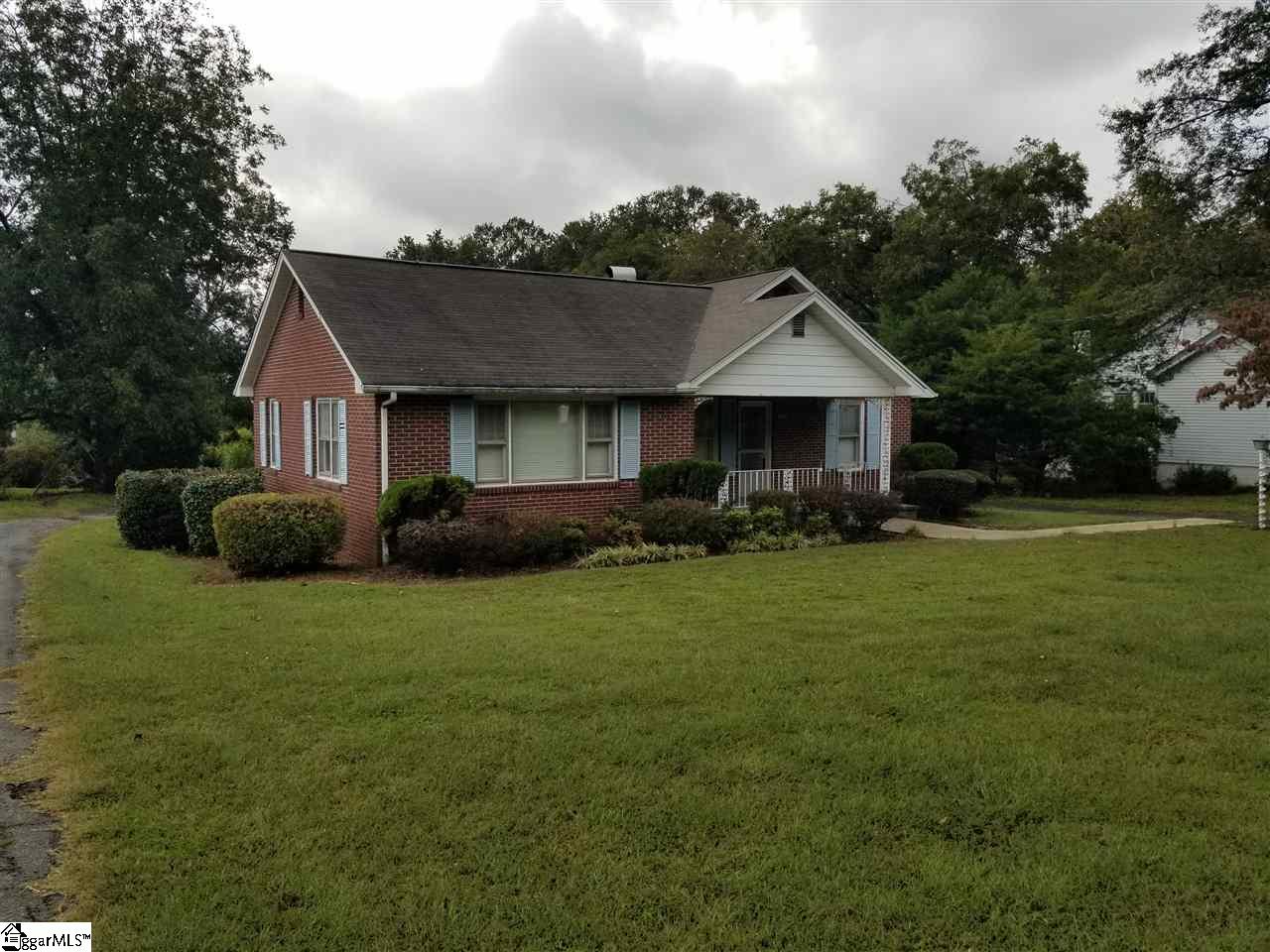 1115 Locust Hill Road Greer, SC 29651 - Photo 3 of 14