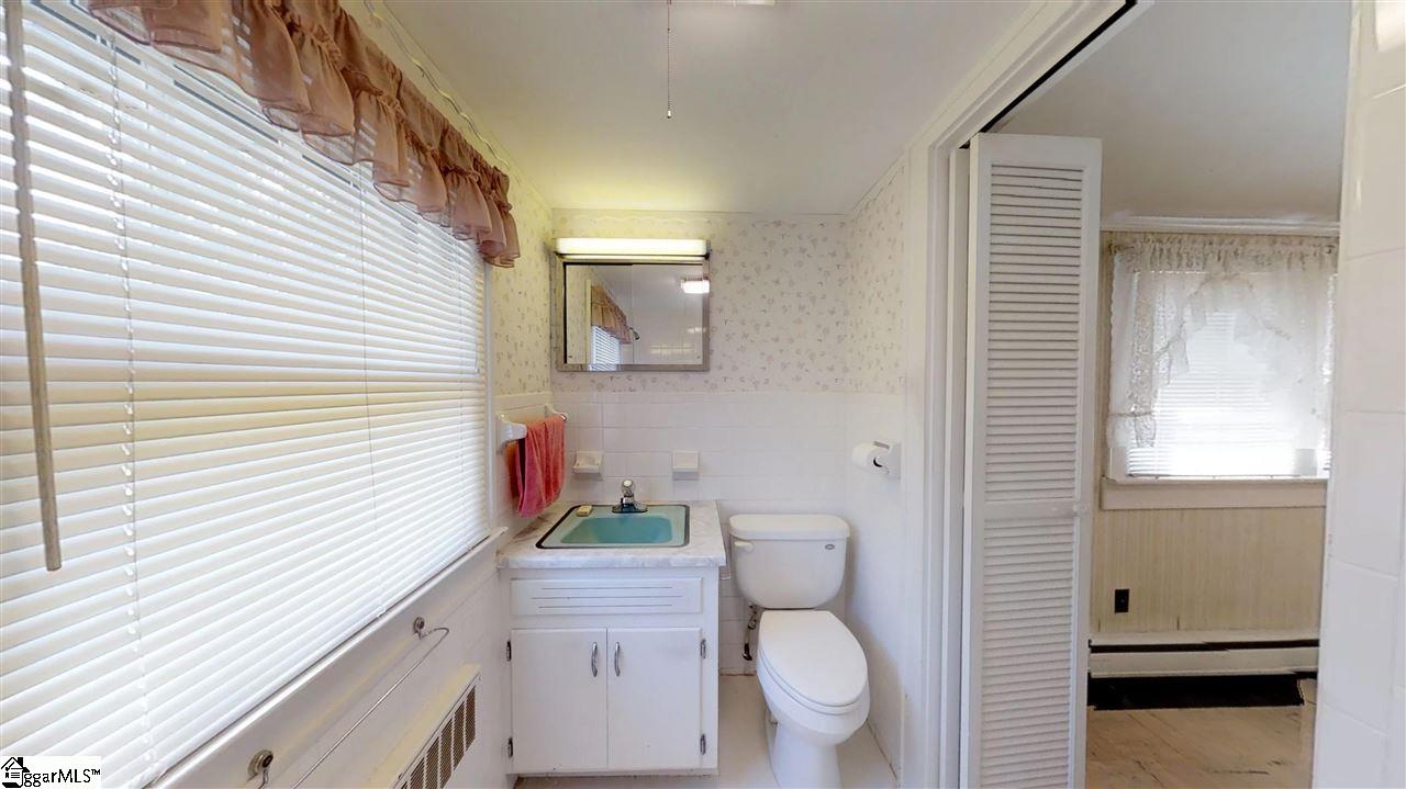 1115 Locust Hill Road Greer, SC 29651 - Photo 9 of 14