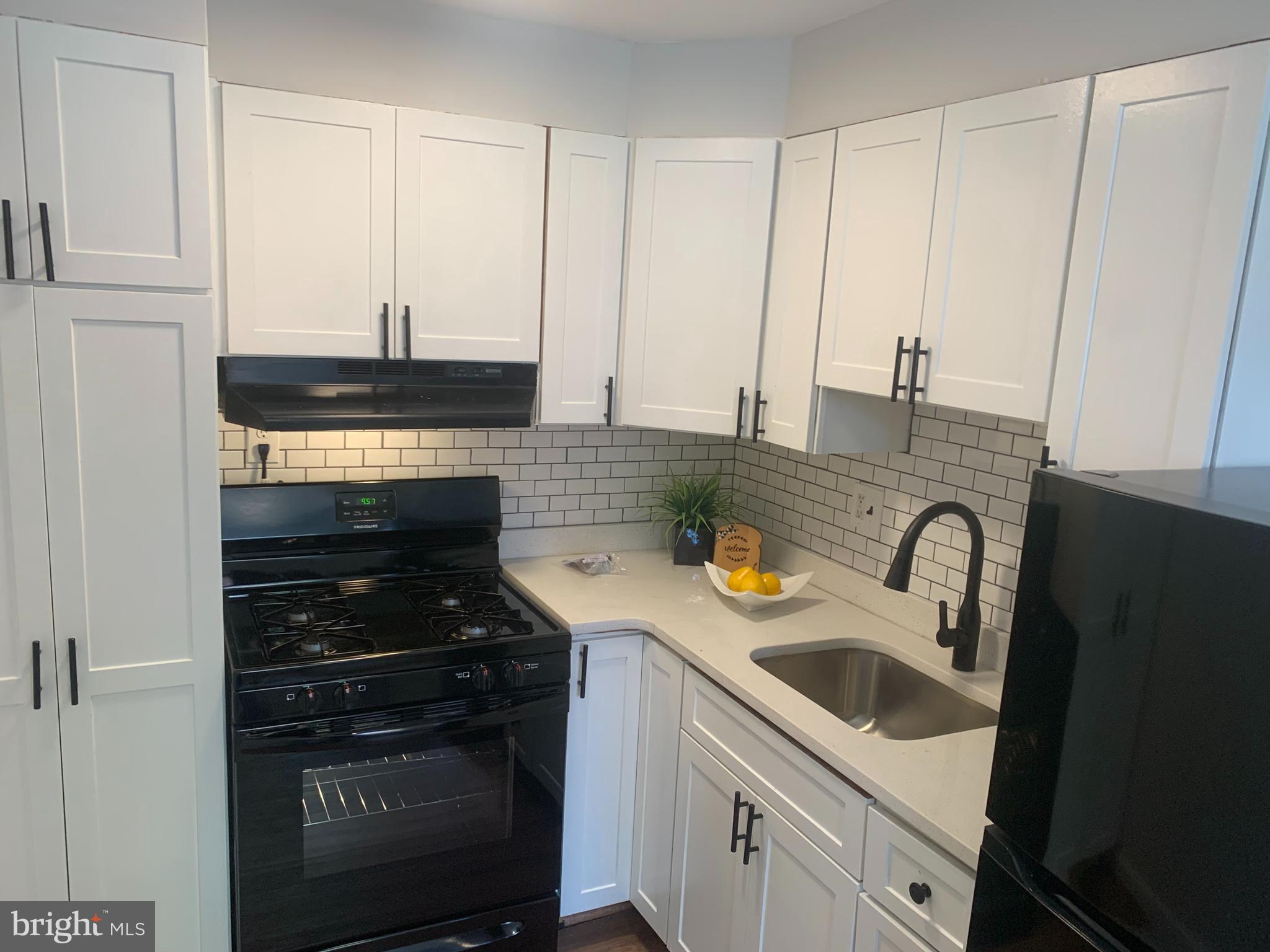 1331 Harshaw Road Brookhaven, PA 19015 - Photo 2 of 10 Gallery Image 2
