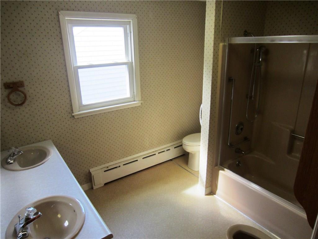 34 Ellsworth Street Springvale, ME 04083 - Photo 18 of 31 Photo