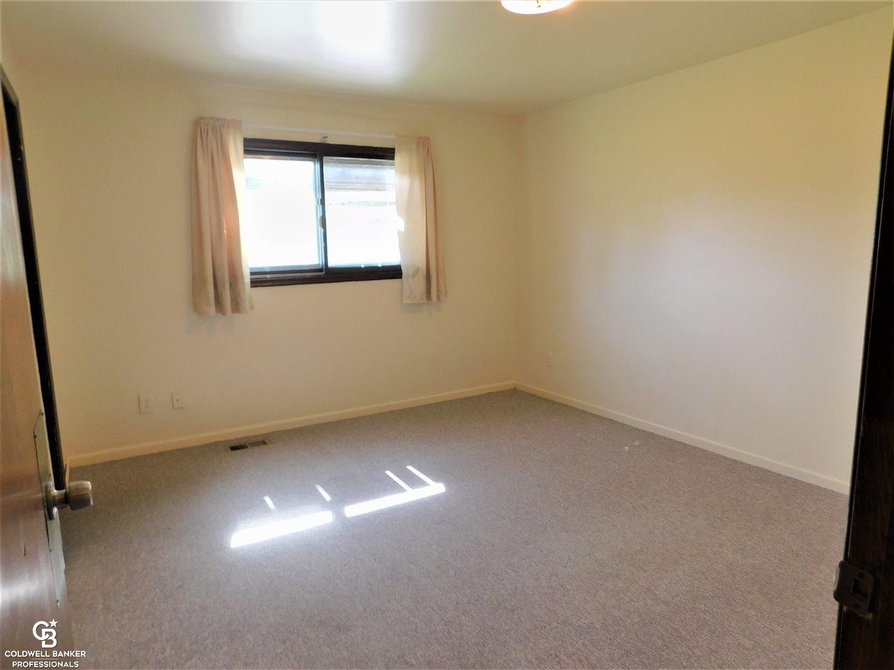 1631 South Allen Road St. Clair, MI 48079 - Photo 24 of 26 31389292-23.JPG