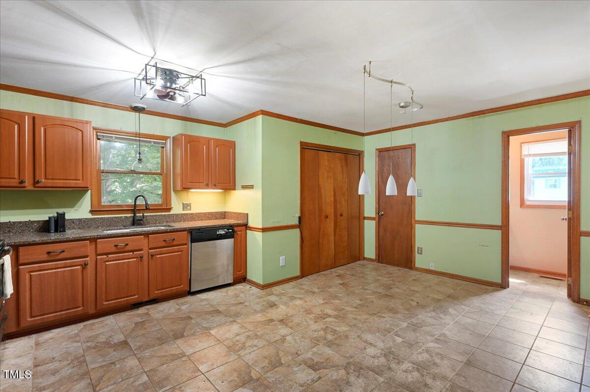 2108 Virginia Dare Place Raleigh, NC 27610 - Photo 7 of 24 07-21