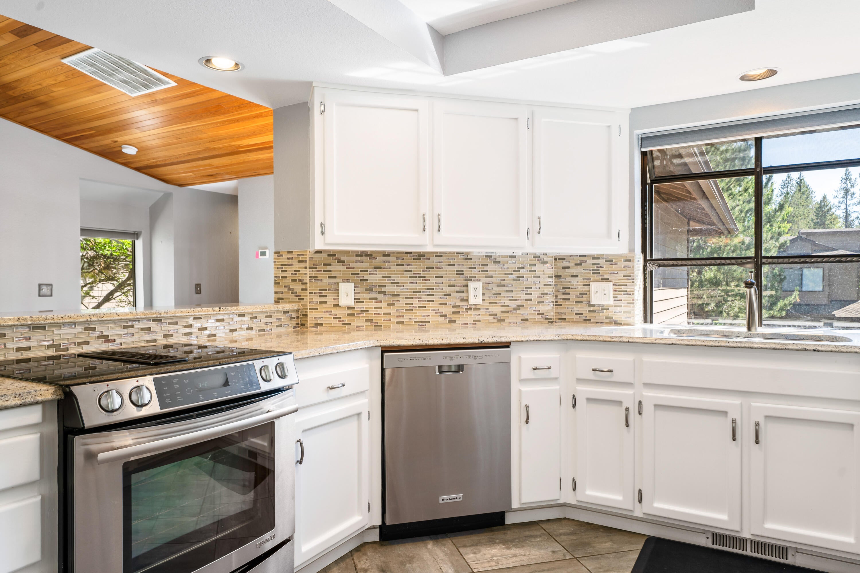 17784 West Core Road, Unit 23 Sunriver, OR 97707 - Photo 10 of 25 10