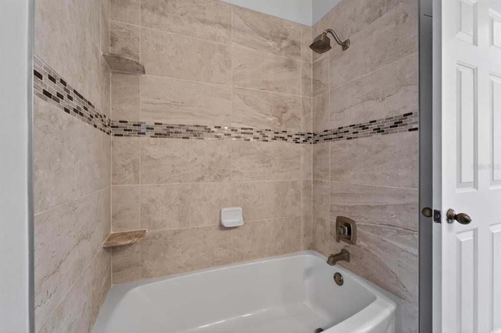 658 Green Valley Road, Unit B3 Palm Harbor, FL 34683 - Photo 5 of 79 Gallery Image 5