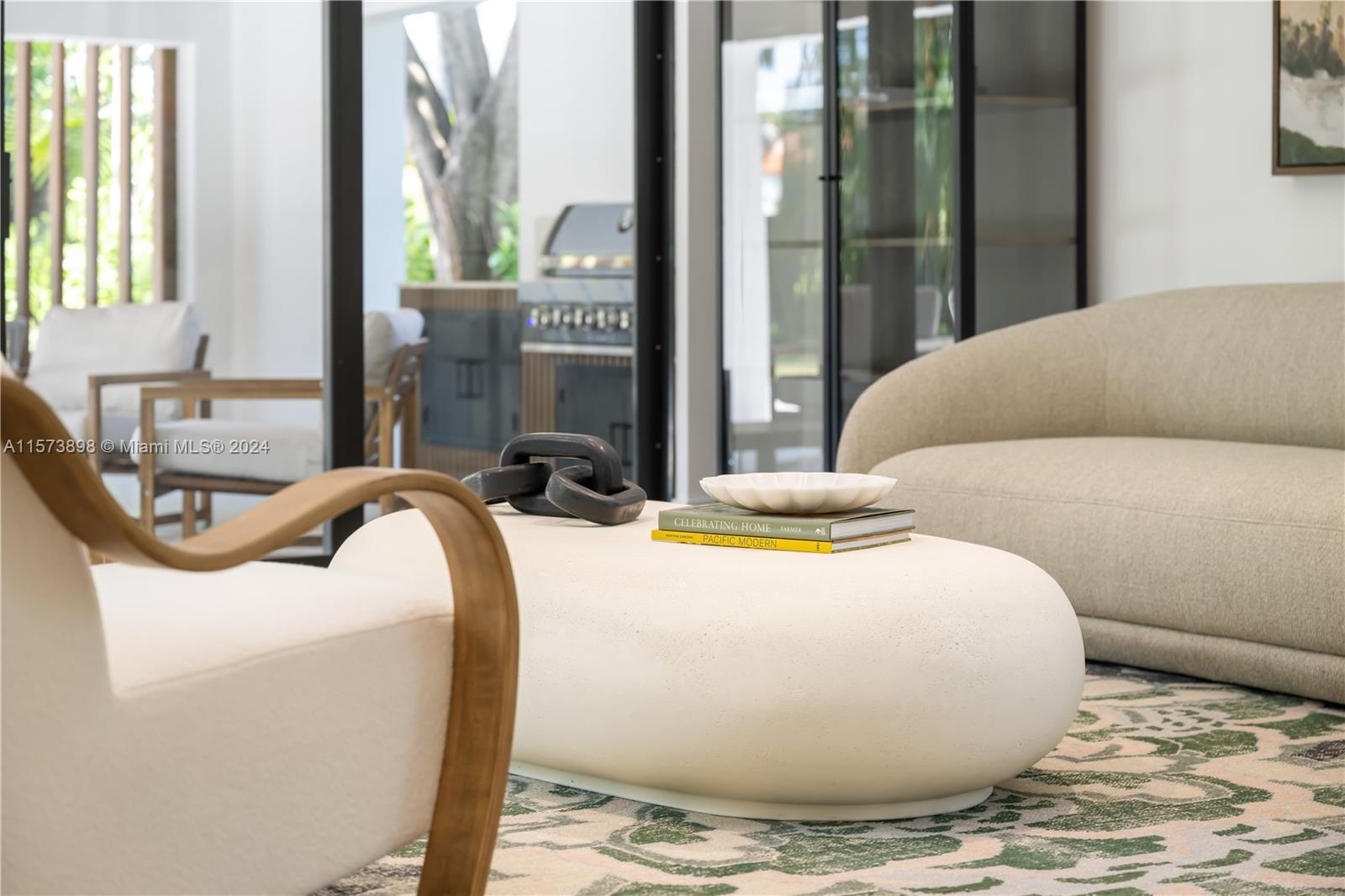 545 Southwest 29th Road Miami, FL 33129 - Photo 17 of 57