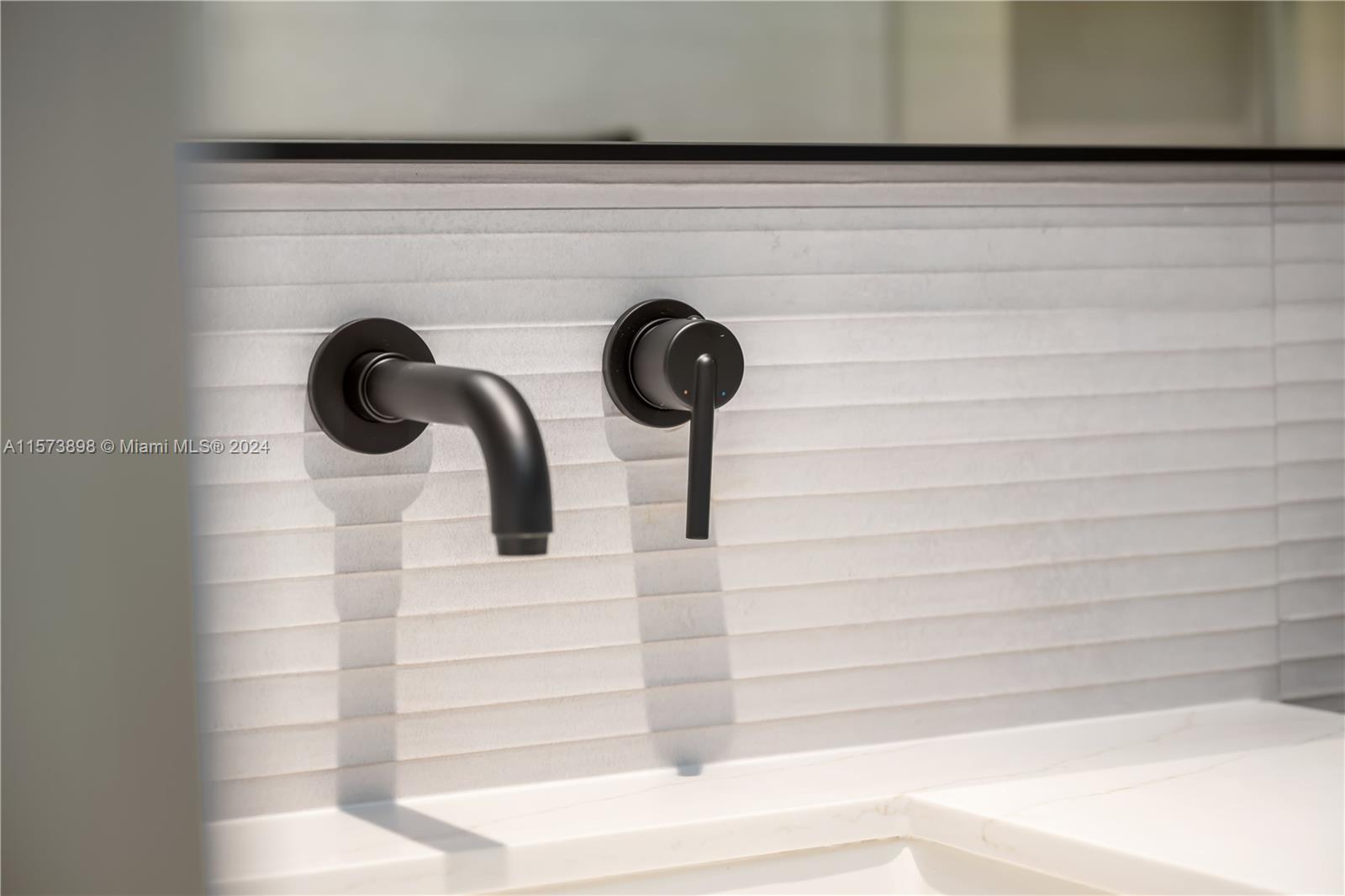 545 Southwest 29th Road Miami, FL 33129 - Photo 38 of 57