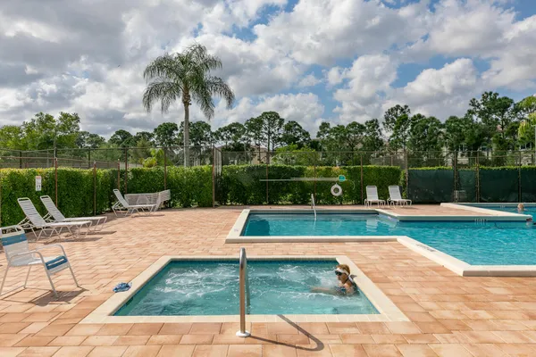 $308,500 | 6686 Southeast Yorktown Drive, Hobe Sound, FL 33455