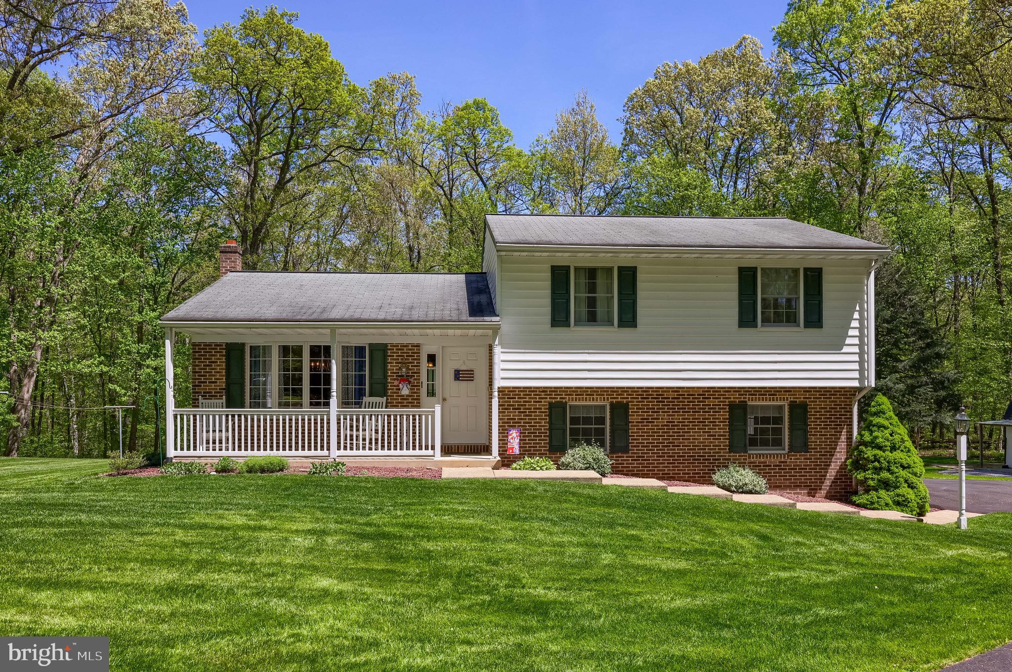 205 Acorn Lane Lititz, PA 17543 - Photo 3 of 66 Gallery Image 3