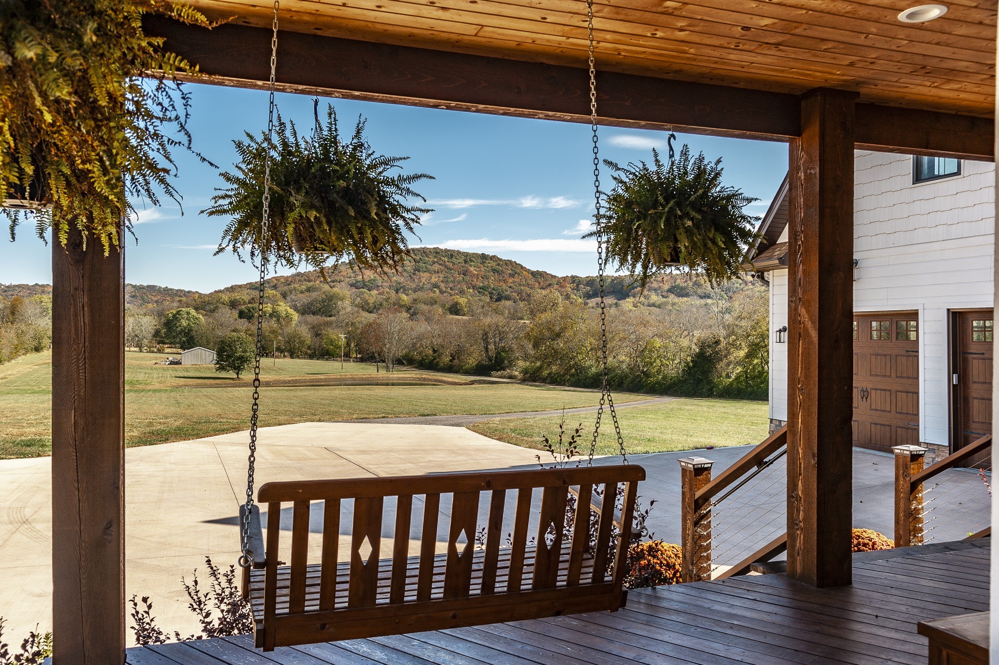 205 Mutton Hollow Hill Road Bethpage, TN 37022 - Photo 4 of 70 Gallery Image 4