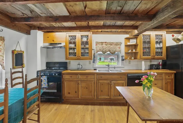 $2,500,000 | 372 Webster Highway, Temple, NH 03084