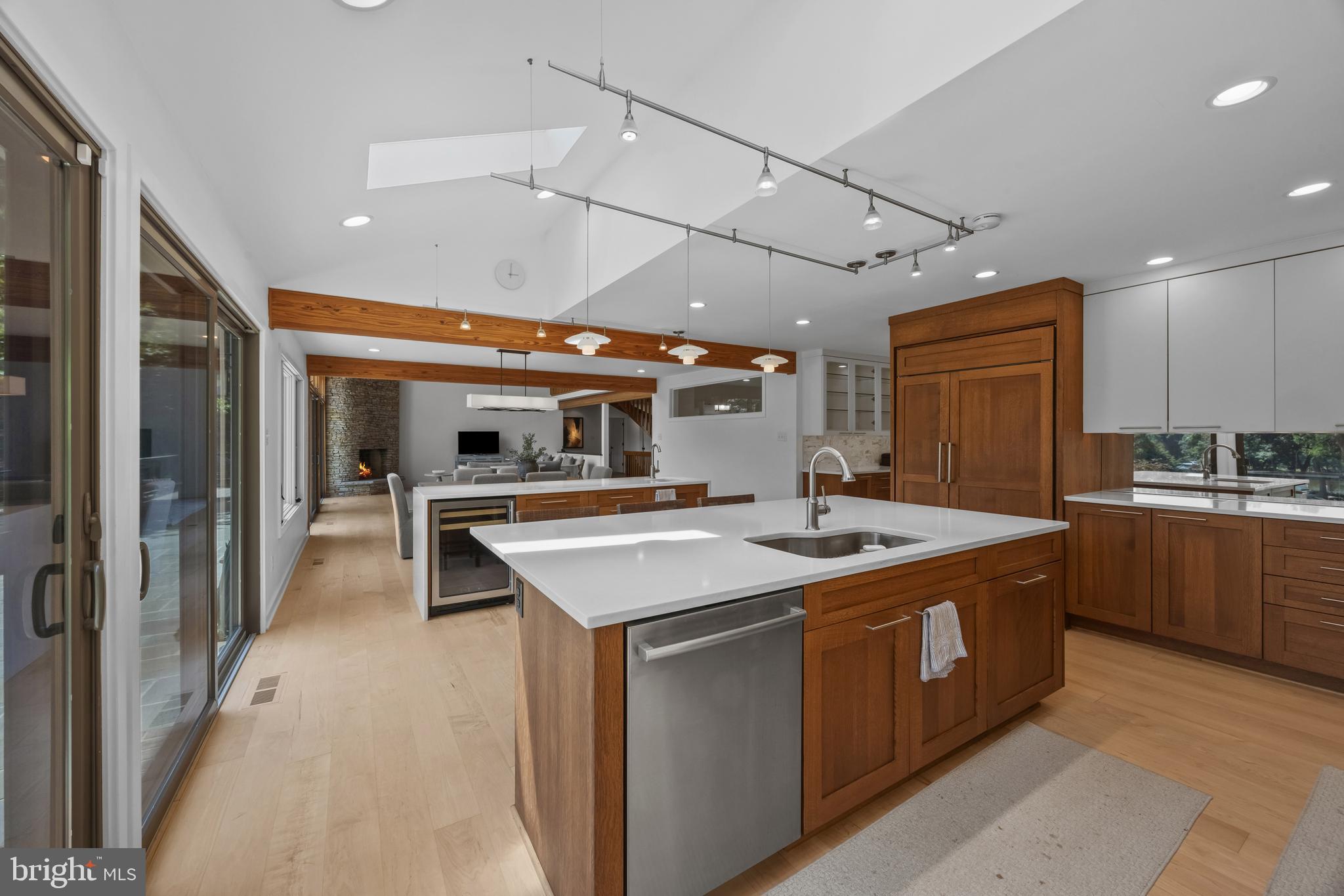 917 Childs Point Road Annapolis, MD 21401 - Photo 12 of 40 Kitchen with Living room beyond