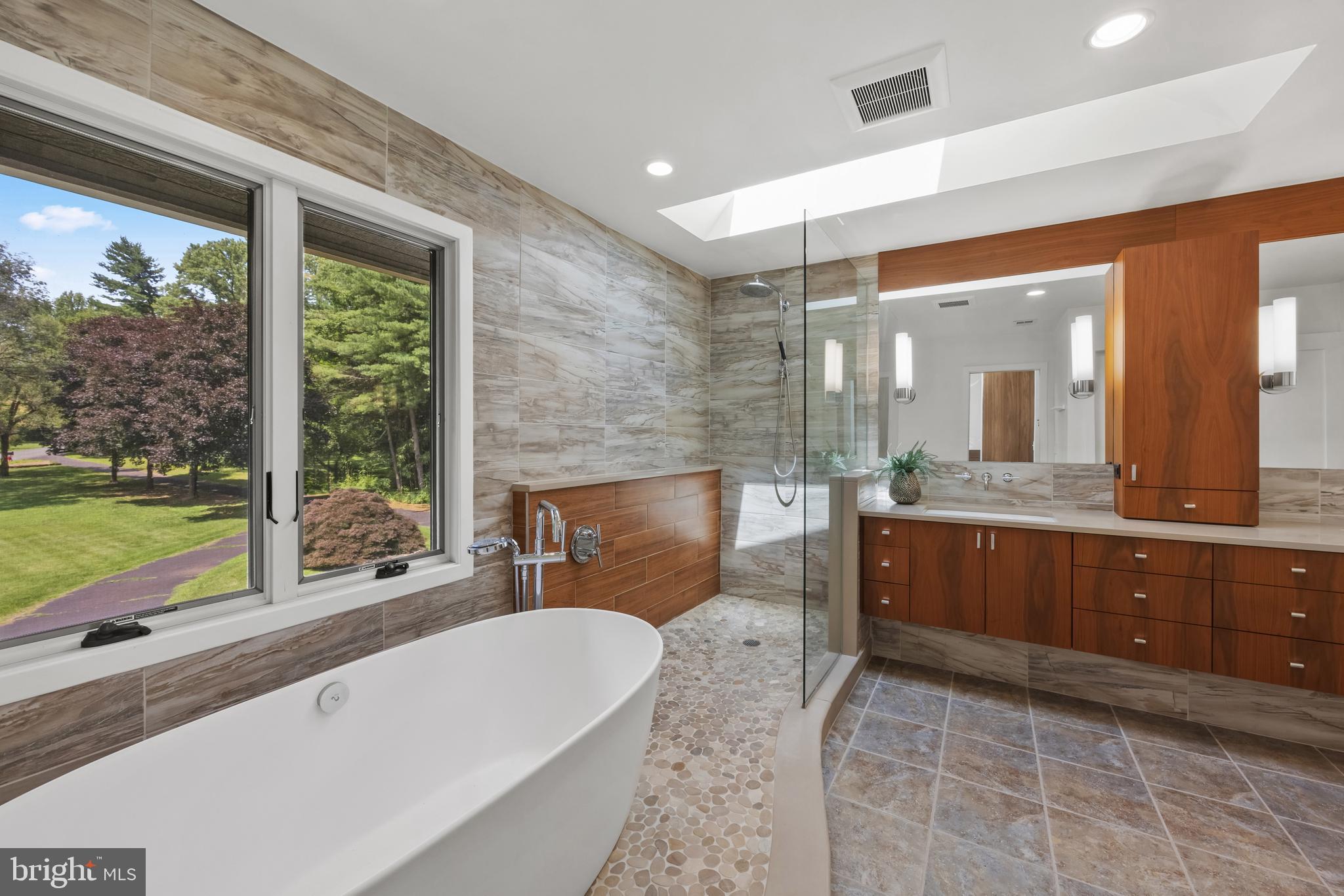 917 Childs Point Road Annapolis, MD 21401 - Photo 29 of 40 Freestanding tub and huge shower