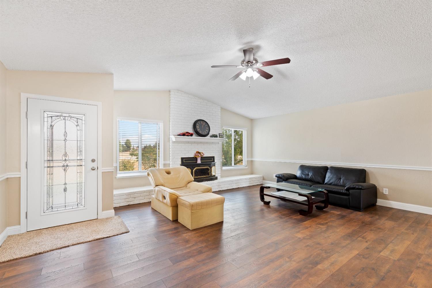 16936 Monreal Road Madera, CA 93636 - Photo 12 of 36 Gallery Image 12