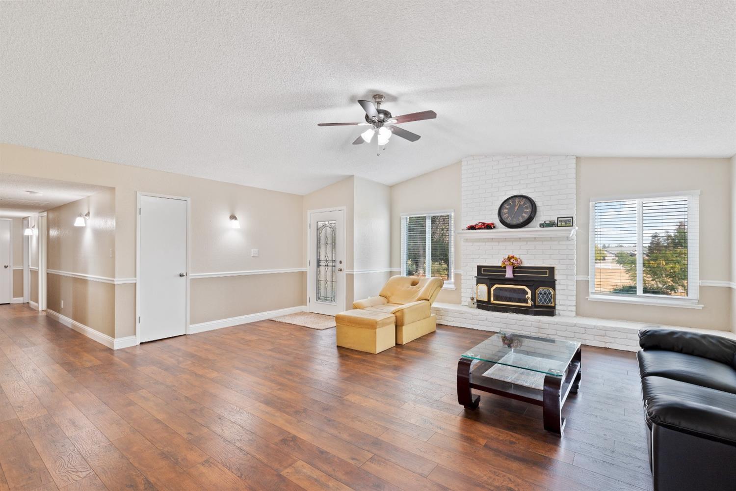 16936 Monreal Road Madera, CA 93636 - Photo 13 of 36 Gallery Image 13