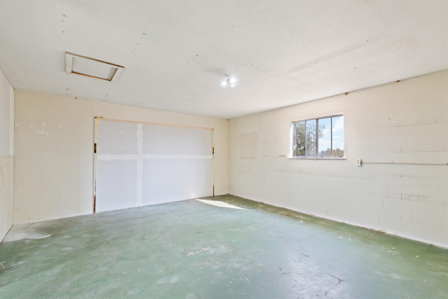 16936 Monreal Road Madera, CA 93636 - Photo 29 of 36 Gallery Image 29
