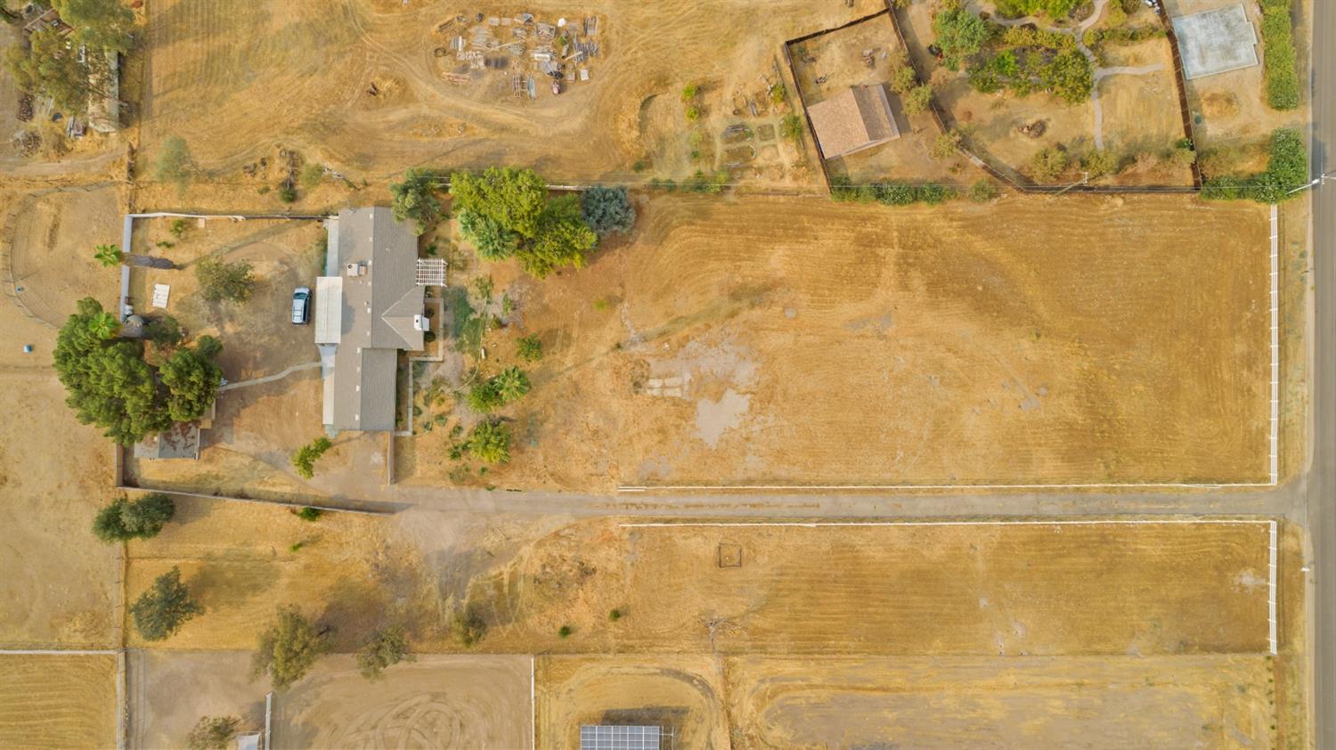 16936 Monreal Road Madera, CA 93636 - Photo 9 of 36 Gallery Image 9