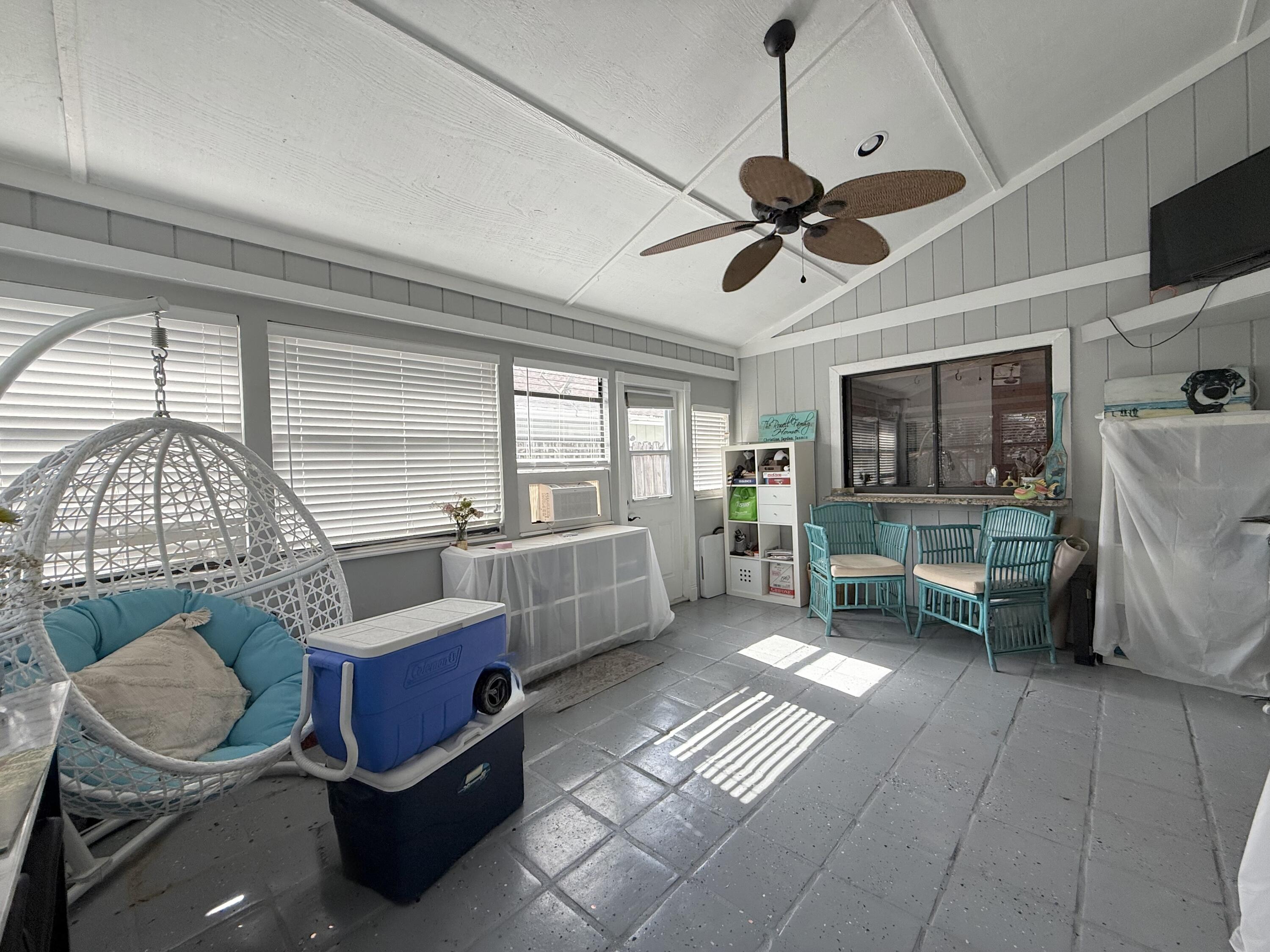 6050 Linton Street Jupiter, FL 33458 - Photo 20 of 42 IMG_9295