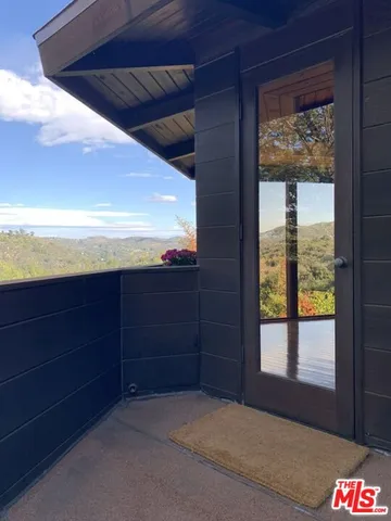 $9,000 | 21277 Entrada Road, Topanga, CA 90290