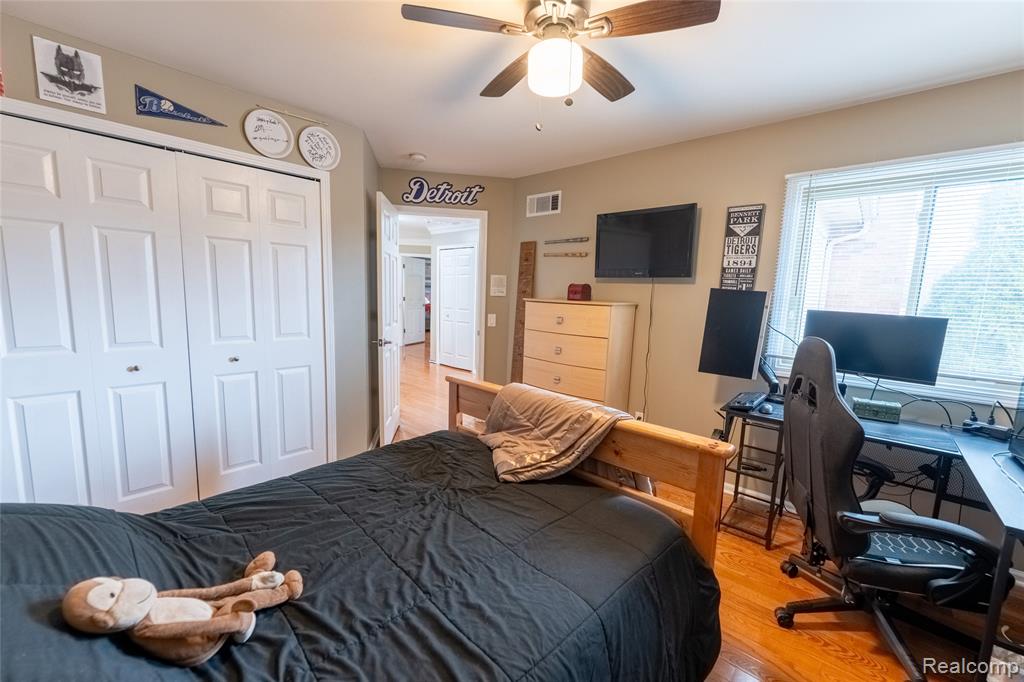22426 Moorgate Street Novi, MI 48374 - Photo 28 of 50
