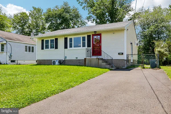 $389,900 | 540 Olive Street, Warminster, PA 18974